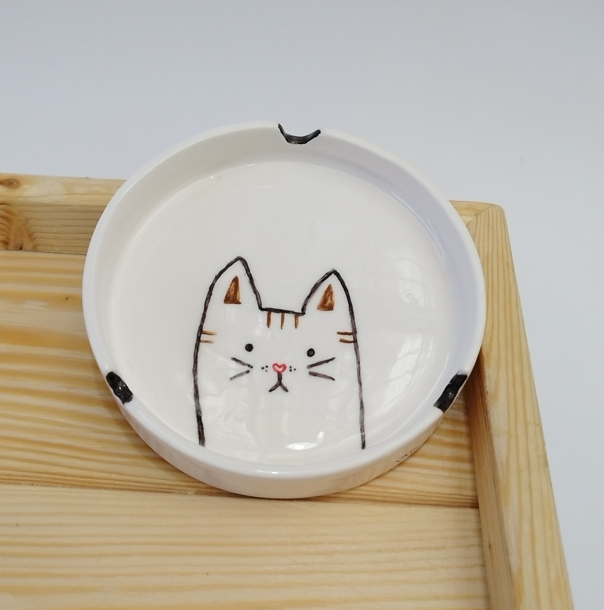 زیر سیگاری سرامیکی طرح گربه