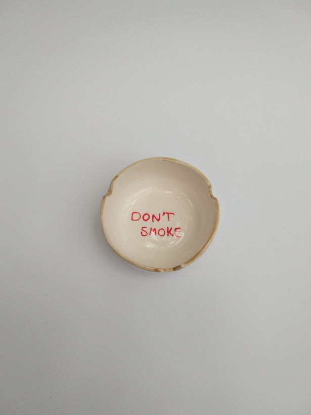 زیر سیگاری سرامیکی مدل Don't smoke | فطرس سرامیک