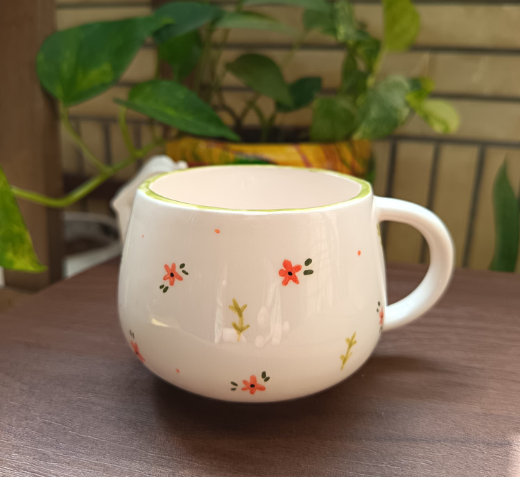 فنجان سرامیکی طرح گل گلی